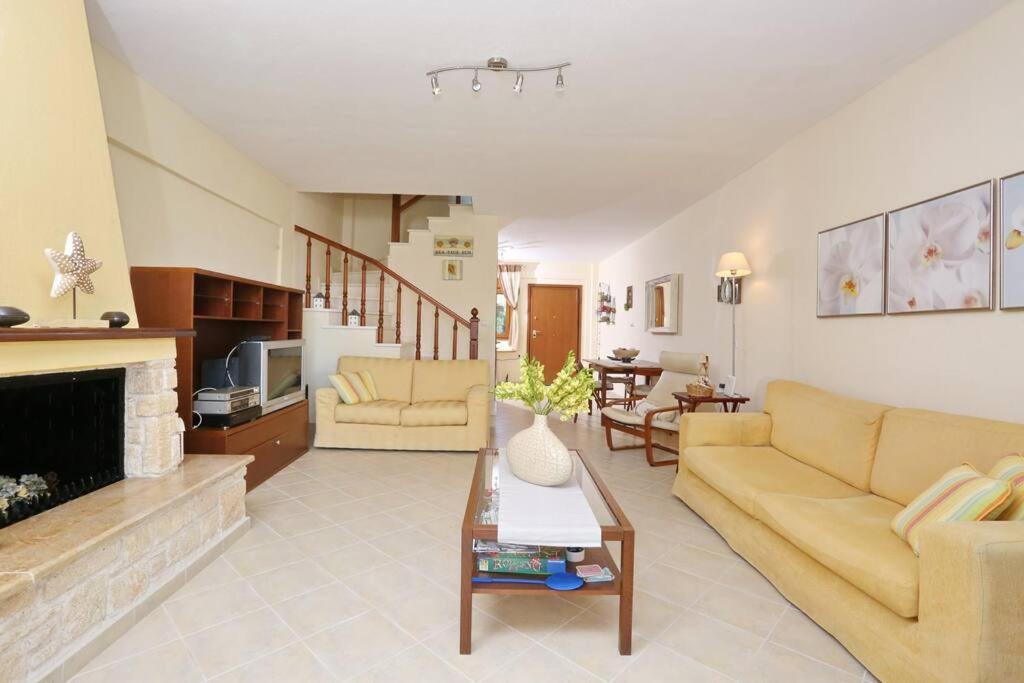 Beautiful View Villa In Possidi, Halkidiki Kalandra Exterior photo